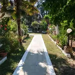 Yiannis Apartments Agios Georgios Pagoi Corfu