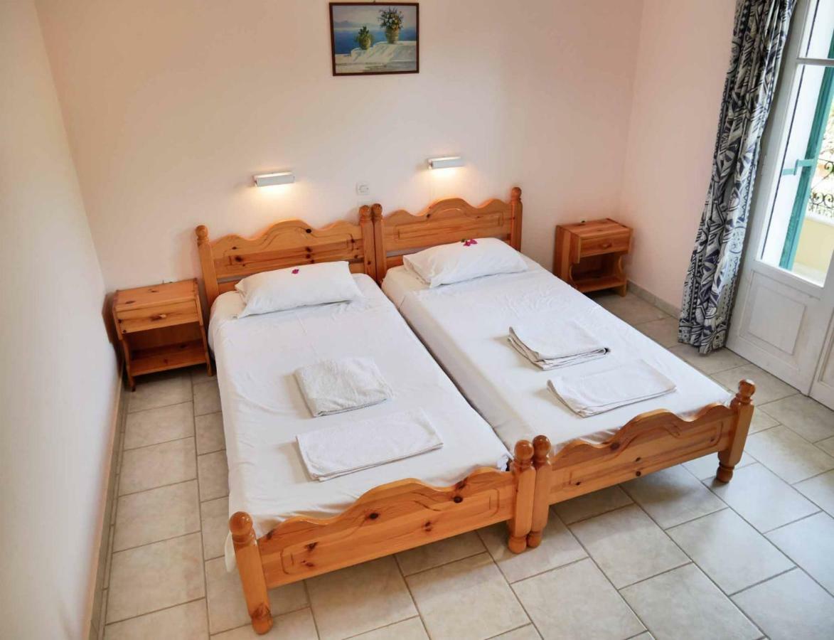 Yiannis Agios Georgios Pagoi Corfu Vakantiehuis